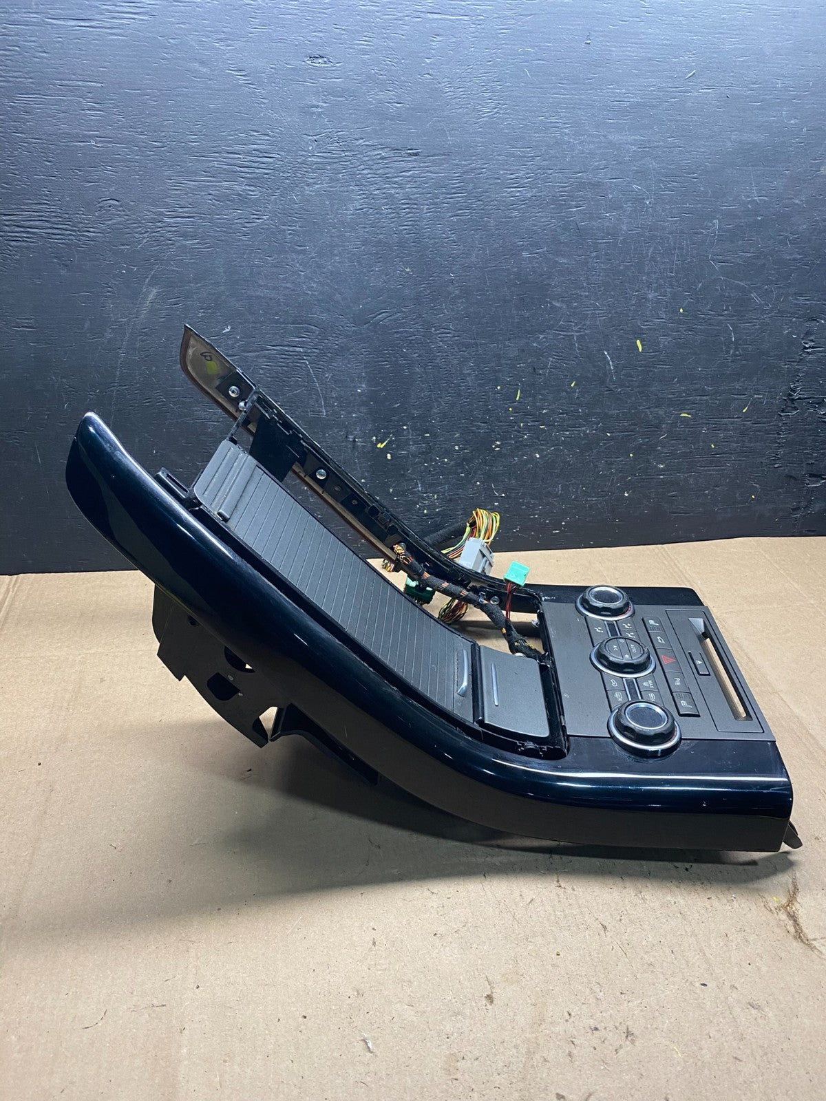 2010-2013 Range Rover Sport Center Console Cup Holder Climate Control R6421 DG5