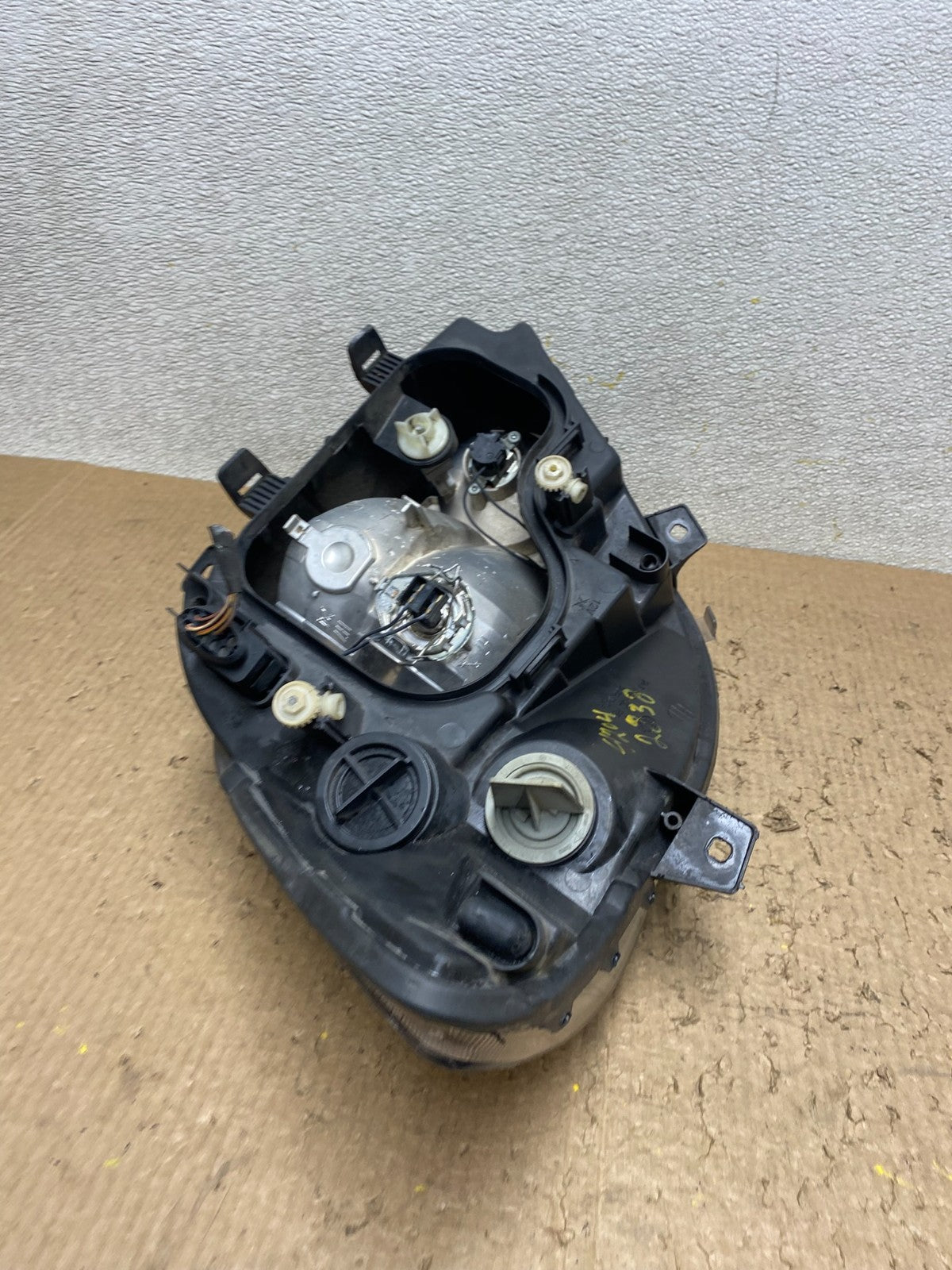 2007 to 2013 Mercedes Sprinter Headlight Right Passenger Halogen W8174 DW9