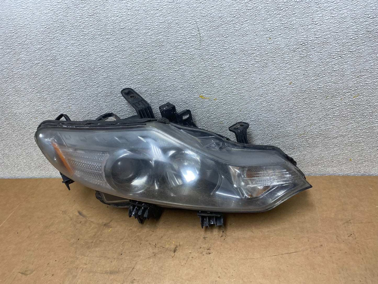 2011 to 2014 Nissan Murano Headlight Right Passenger Rh Oem Halogen X4765 DW1