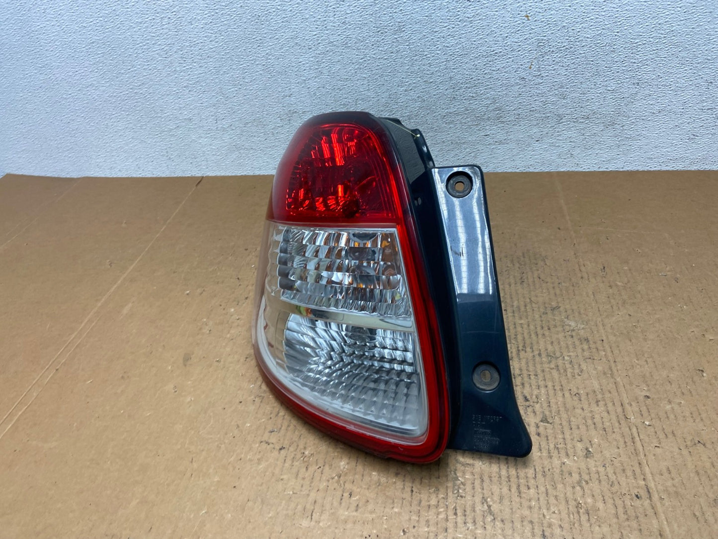2007 to 2013 Suzuki SX4 Hatchback Left Driver Lh Tail Light AE1263 LK1