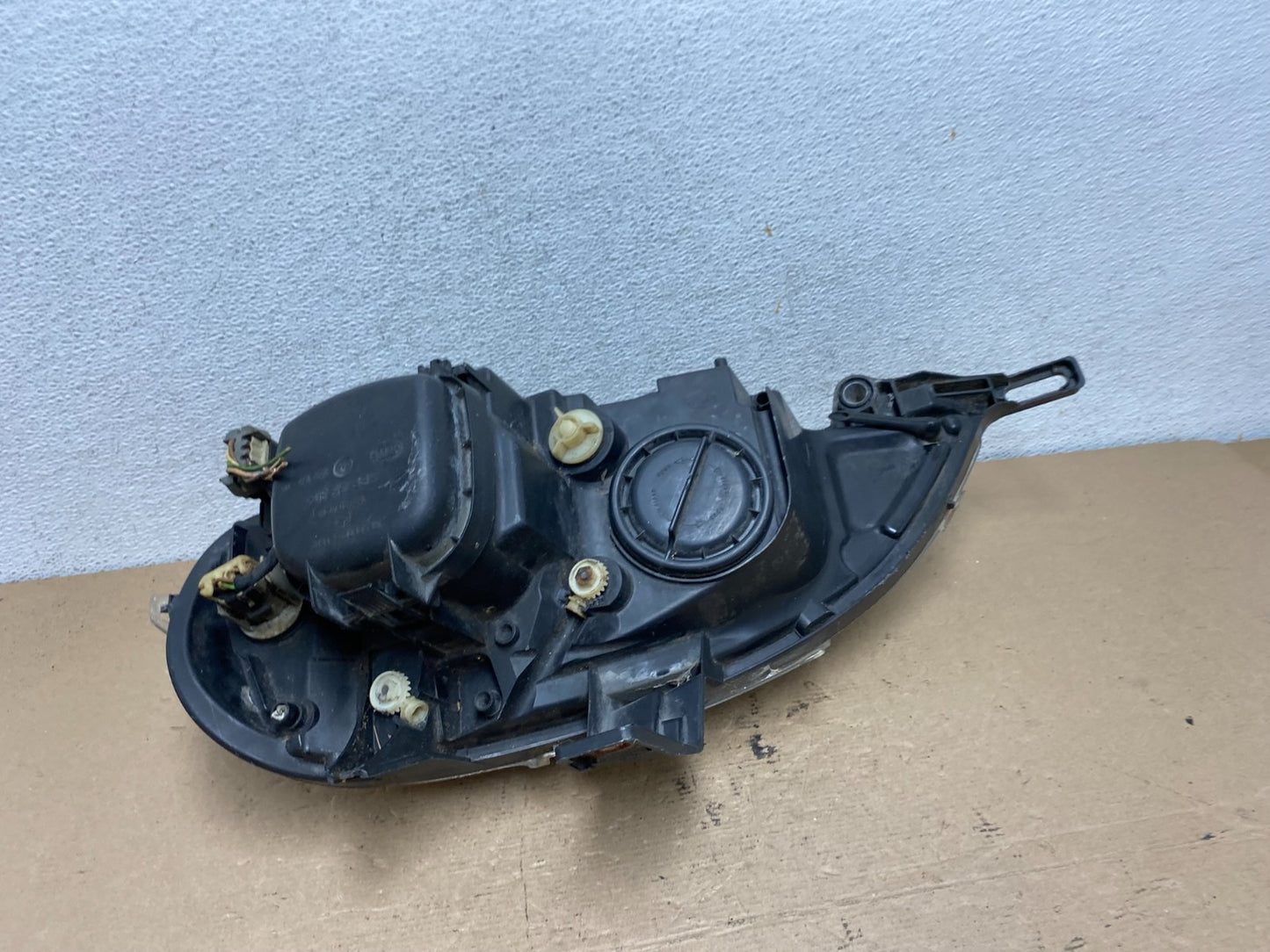 2002 - 2005 Mercedes ML ML350 ML500 Right Passenger Halogen Headlight AF4635 DW6