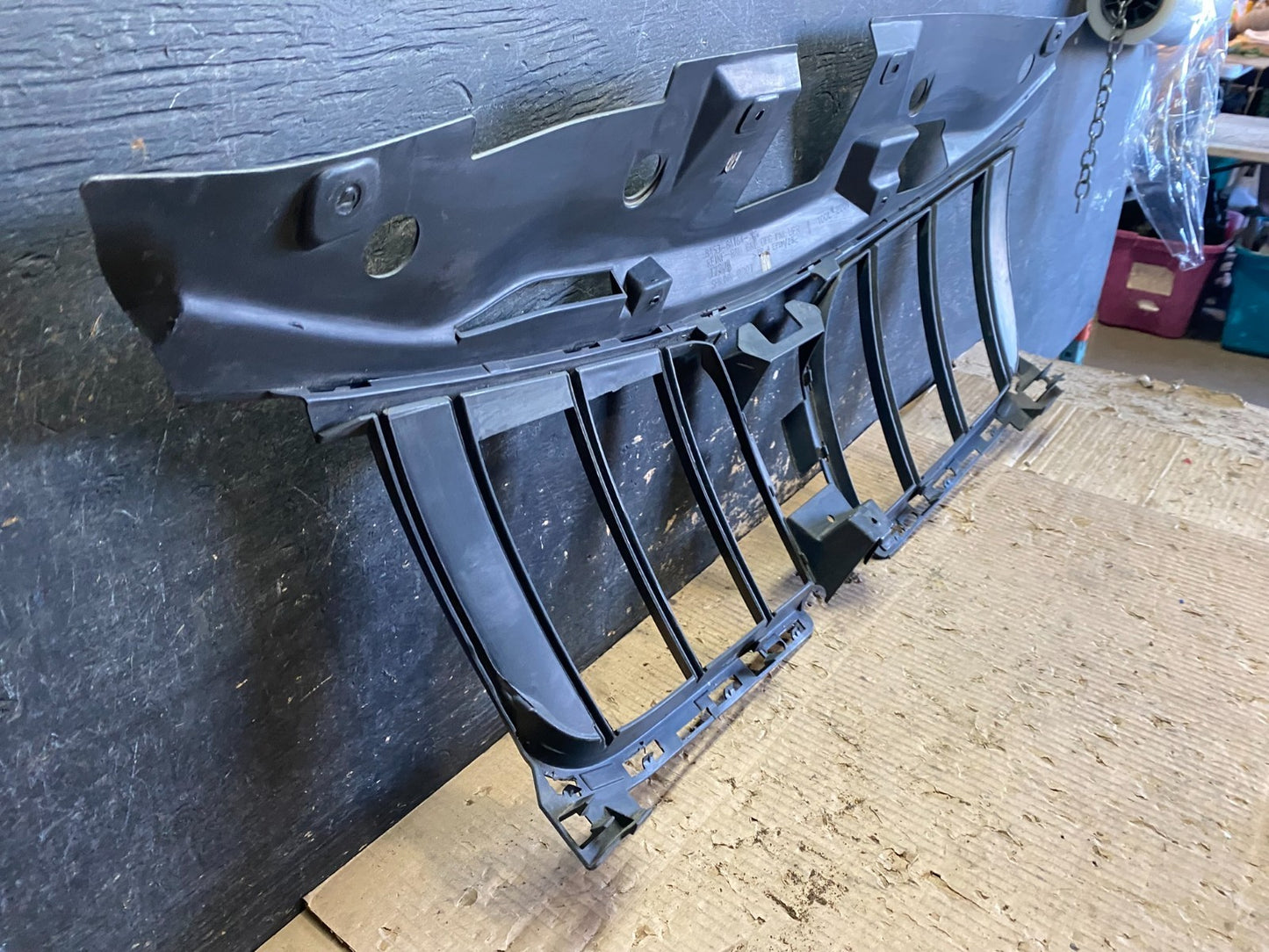 2009 to 2012 Lincoln MKS Front Upper Insert Grille Grill Oem x0003 DG7