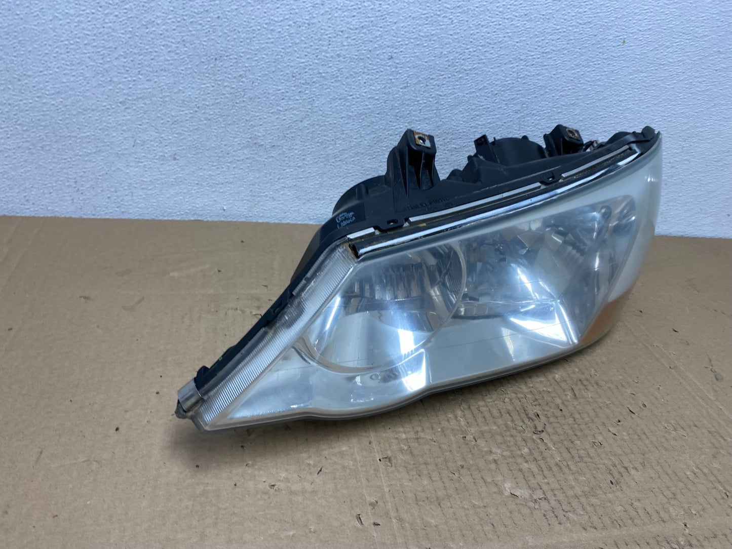 2002 to 2003 Acura TL Driver Left LH Side HID Xenon Headlight OEM AC3865 DW2