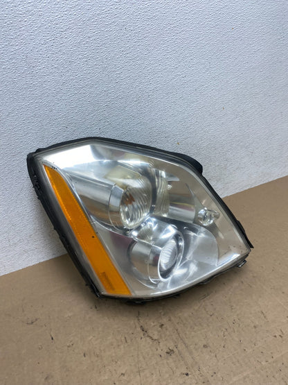 2006 to 2011 Cadillac DTS Right Passenger RH Side Xenon Hid Headlight AE61372