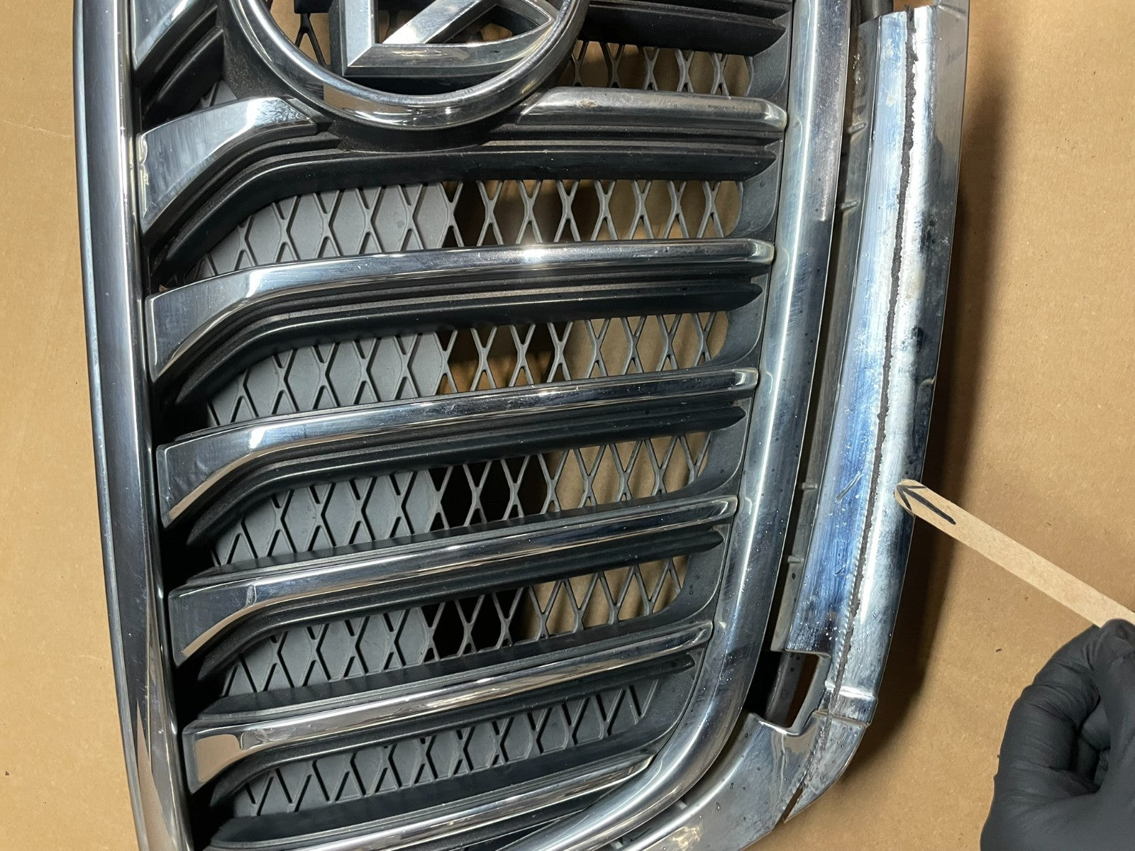 2013 to 2016 Buick Encore Front Upper Grill Grille Oem Z8190 DG3