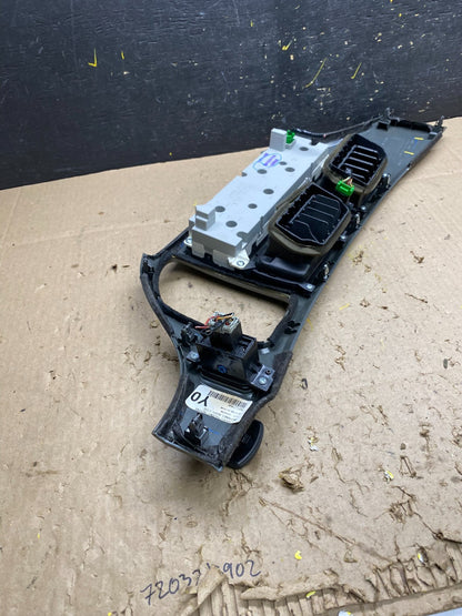 2005 to 2010 Honda Odyssey  Radio Climate Control Dash Trim Bezel u5084  DG5