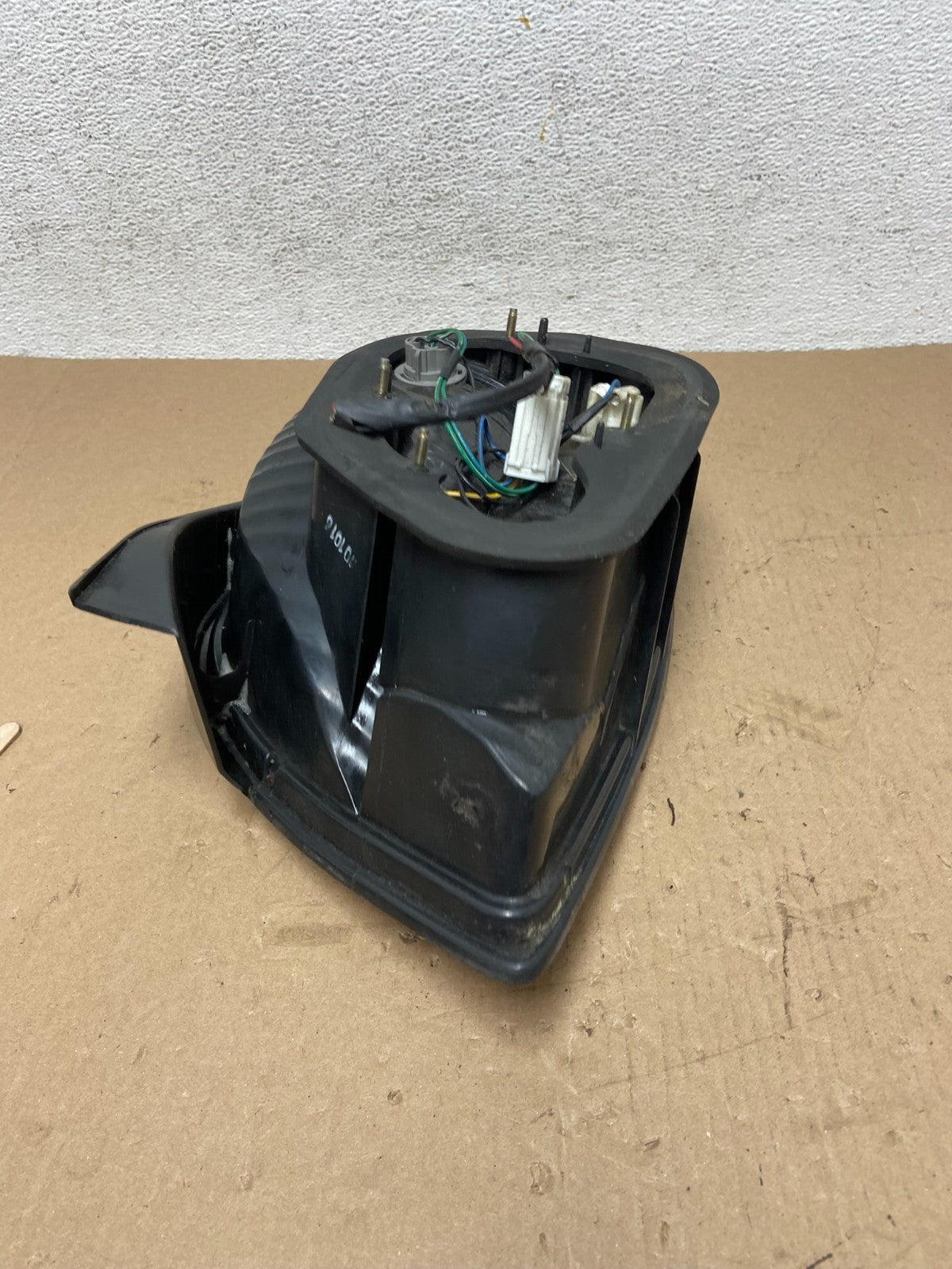 2000 2001 Hyundai Tiburon Left Driver LH Side Tail Light ad7673 DG4