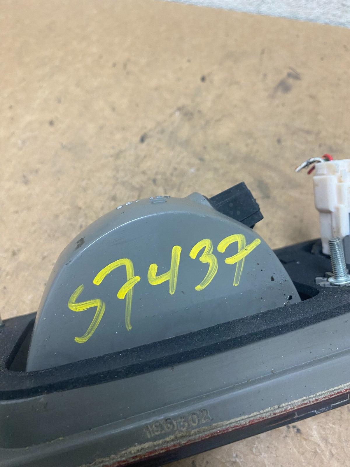 1997 1998 1999 Toyota Camry Tail Light Inner Left Driver LH Inner Oem S74378