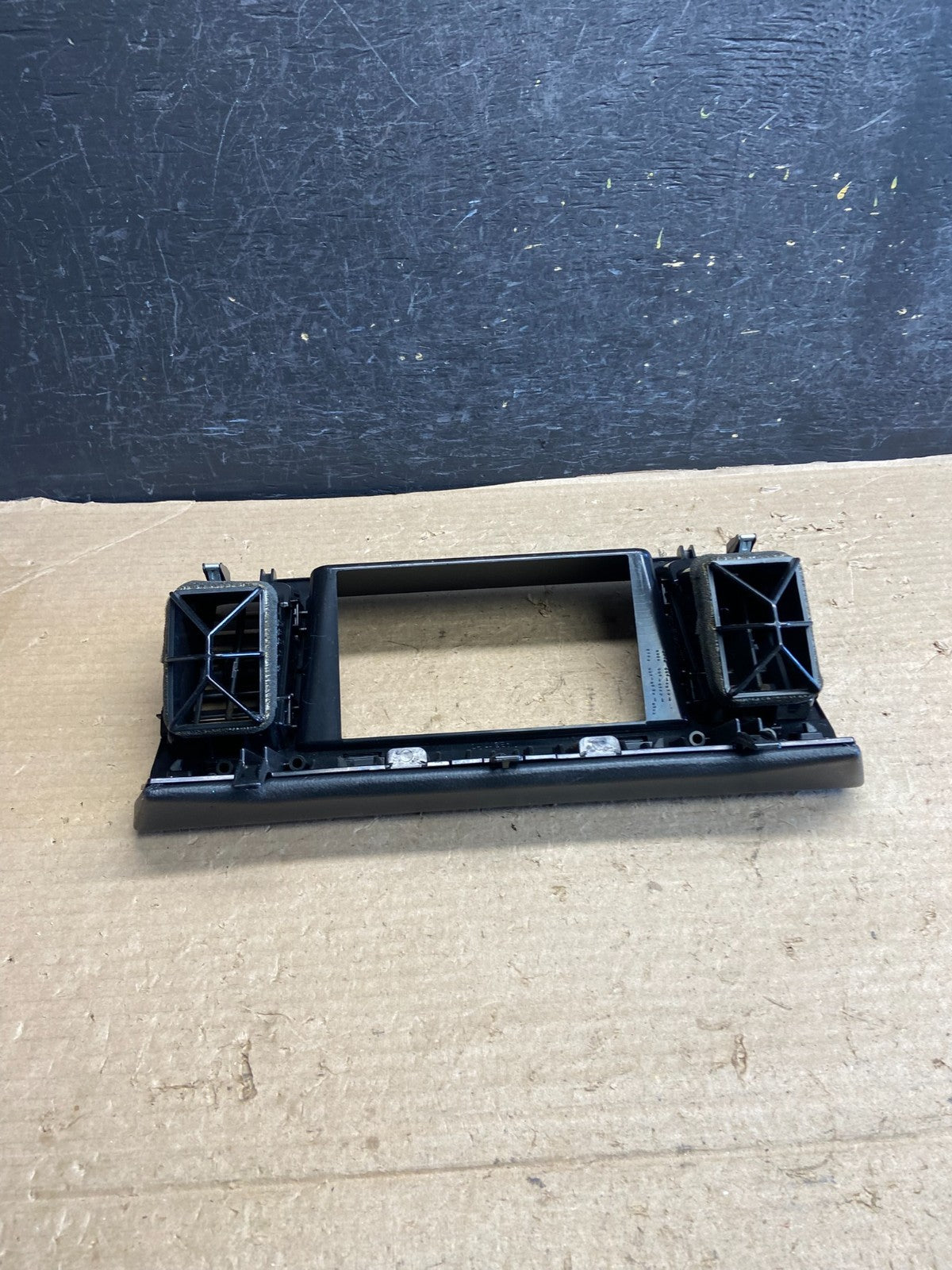 2003-2007 Nissan Murano Radio Center Console Display Bezel Air Vent OE ah5153 DG3