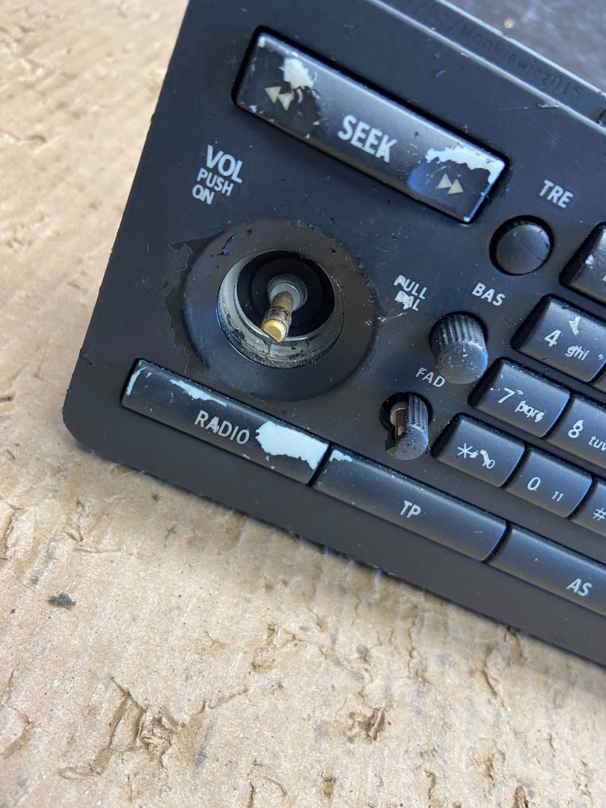 2003 to 2006 Saab 9-3 Audio Screen Display Radio AF1722 DG1