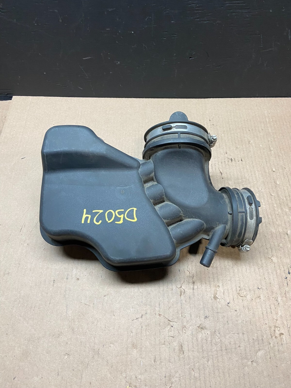 2020-2023 Ford Explorer Aviator Front Engine Air Intake Box D5024 PS1