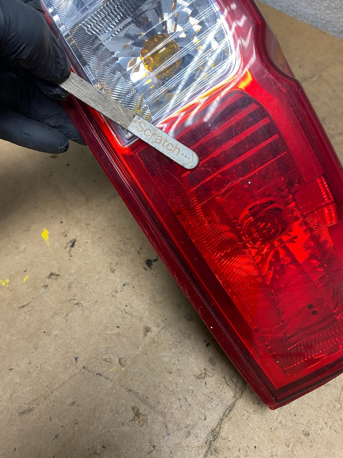 2005 to 2014 Nissan Frontier Left Driver LH Side Tail light Oem X6684 PS4