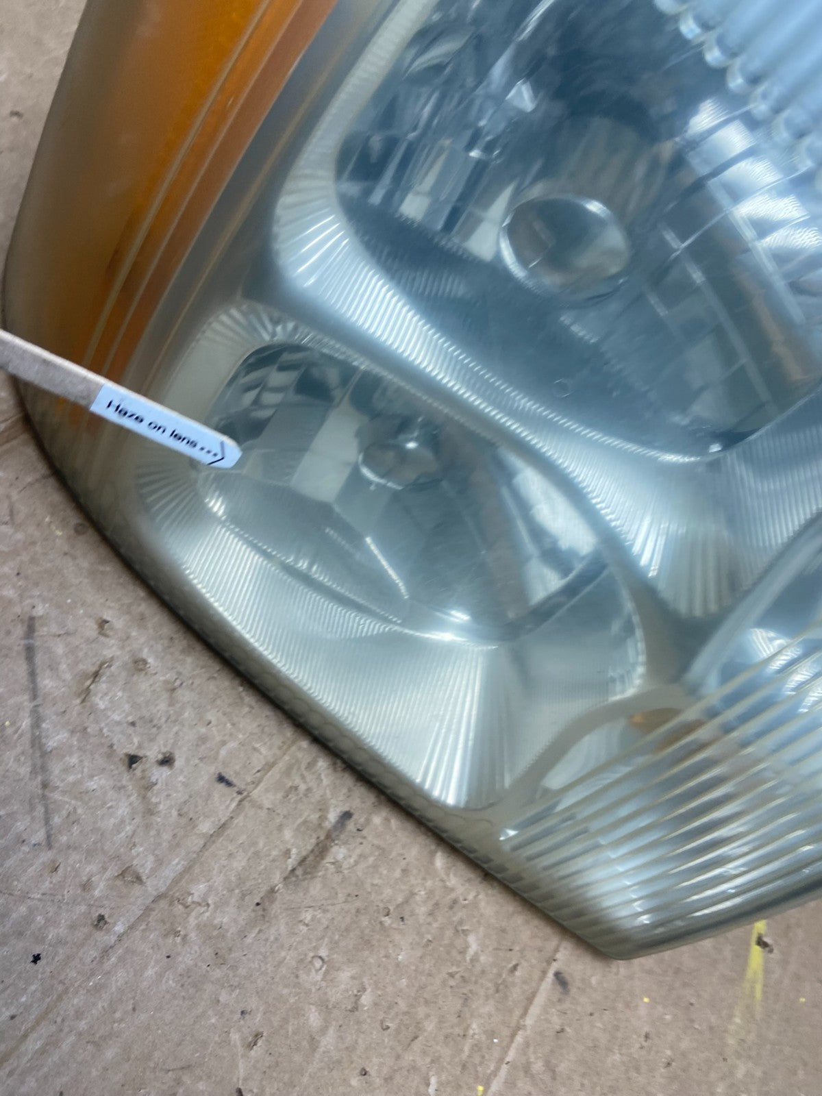 2002-2006 Cadillac Escalade Right Passenger Side Xenon HID Headlight Oem AA16475
