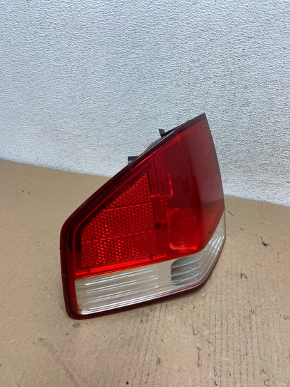 2009 2010 2011 Kia Borrego Left Driver LH Side Tail Light AF3184 LK2