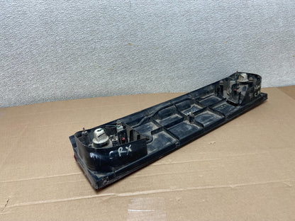 1990 to 1991 Honda CRX Center Trunk Rear Tail Light Oem AA8601 DG6