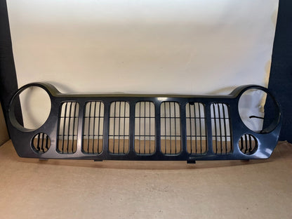 2005 to 2007 Jeep Liberty Front Upper Grill Grille AG0915 DG0
