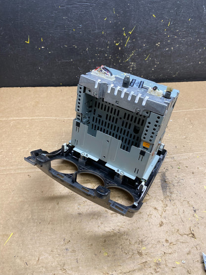2008-2010 Mazda 5 AM FM 6 Disc CD Player Stereo Radio w9765 DG5
