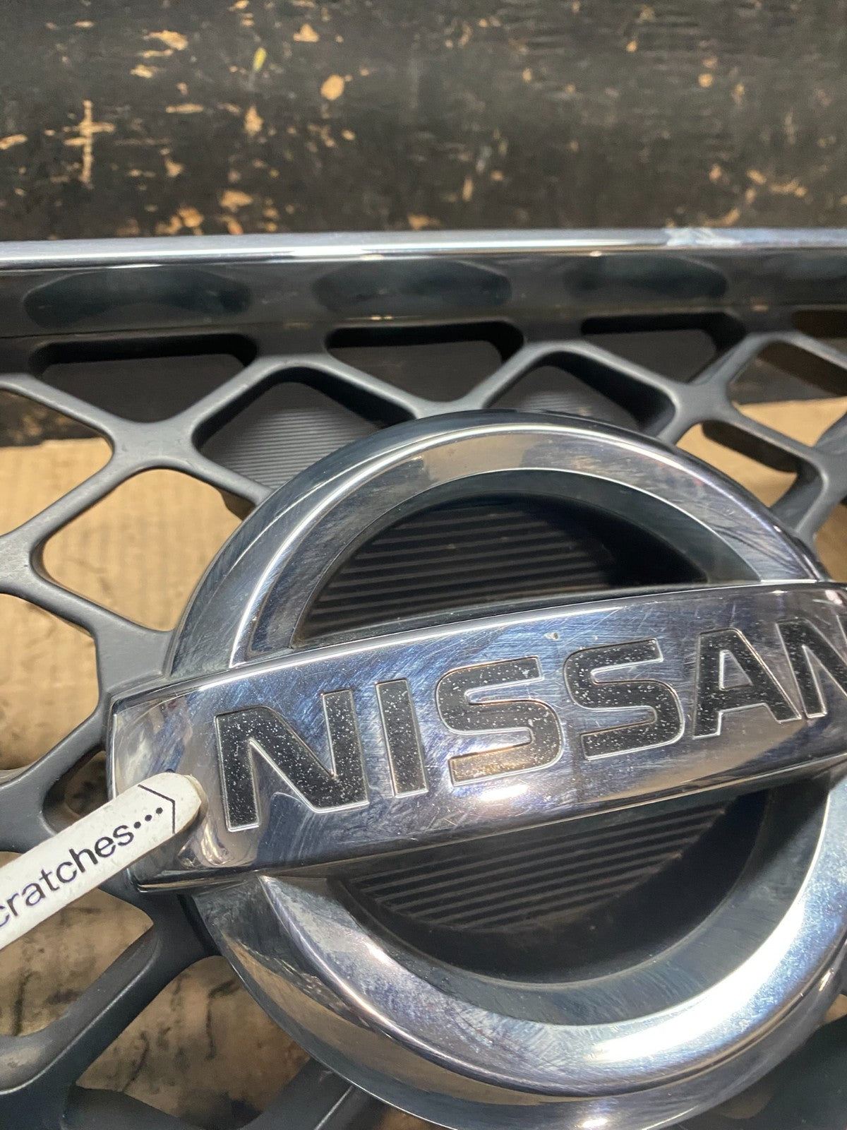2005 2006 2007 Nissan Pathfinder Chrome Front Upper Grill Grille Oem y6356  DG5