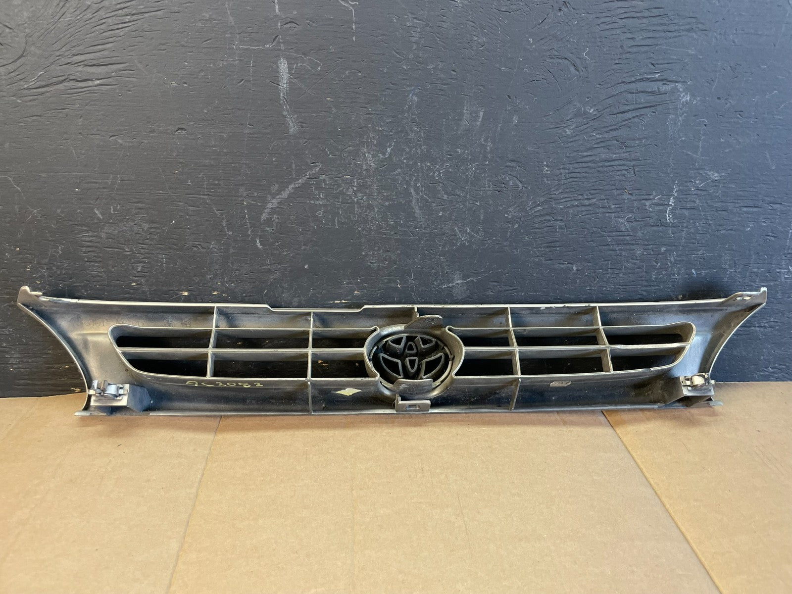 1996 to 1997 Toyota Corolla Grille Grill Front Upper Bumper OEM AC2082 DG5