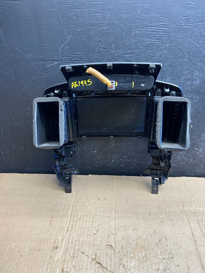 2006-2012 Hyundai Entourage Sedona Center Radio Clock Bezel Air Vent AE1975 DG4
