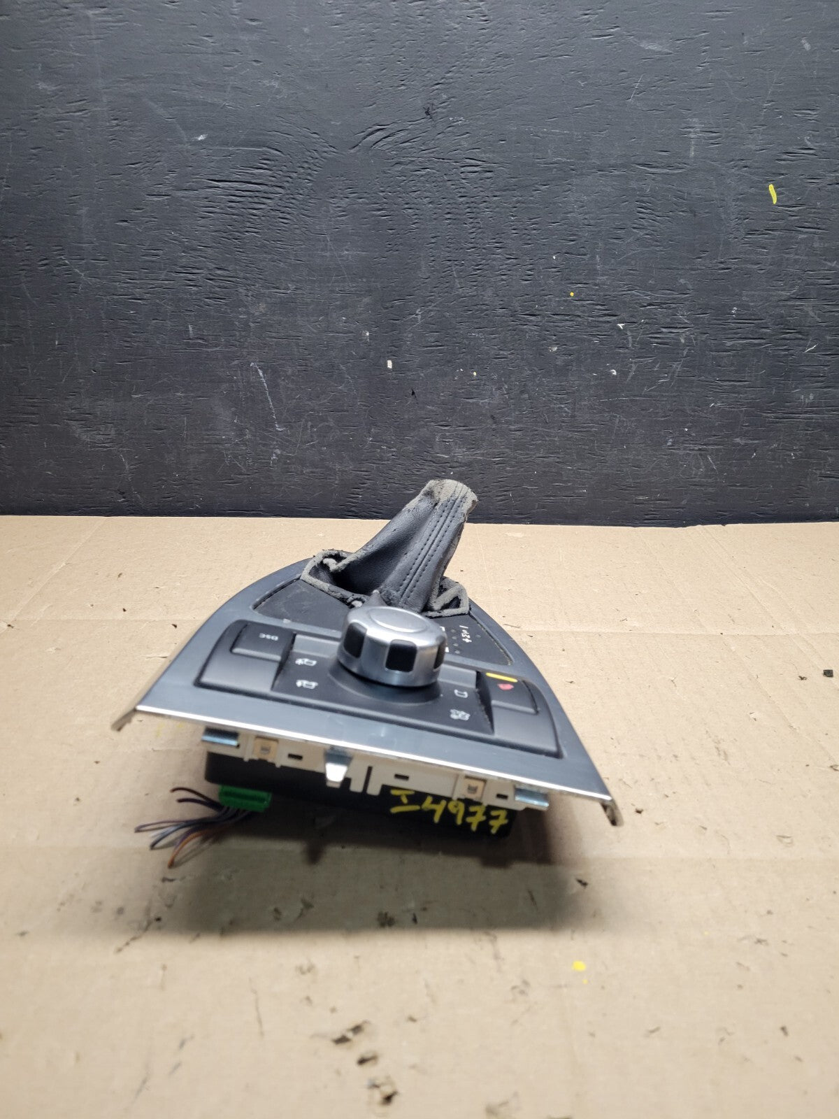 2007 - 2012 Land Rover LR2 Terrain Traction Switch OEM AT 6H52 14B596 I4977 DG13