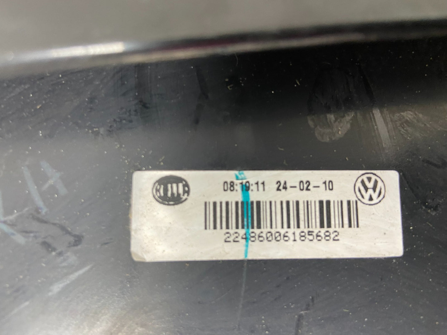 2008 2009 2010 Volkswagen Jetta Right Passenger RH Side Tail Light AG8951 DW6