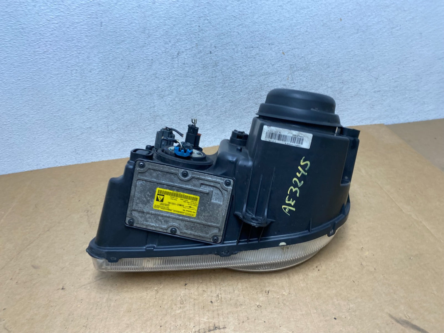 2005 to 2010 Chrysler 300C Right Passenger RH Side Xenon Headlight AE3245 DW7