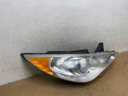 2011 - 2014 Hyundai Sonata Right Passenger Rh Side Headlight Halogen AI8153 DW2
