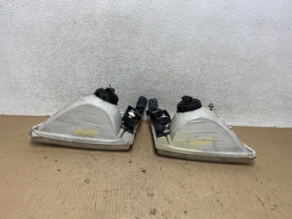 2001 2002 2003 Toyota Sienna Left+Right Side Headlights Halogen AH5959 DW9