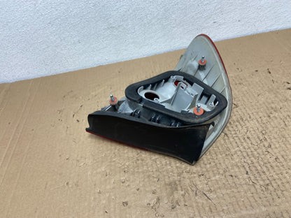 2001-2003 BMW 325Ci 330Ci E46 Right Passenger RH Tail Light AC4069 DG5