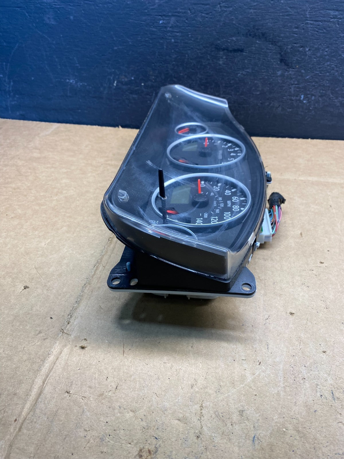 2005 Nissan Pathfinder Speedometer Cluster Gauge ad3688 DG2
