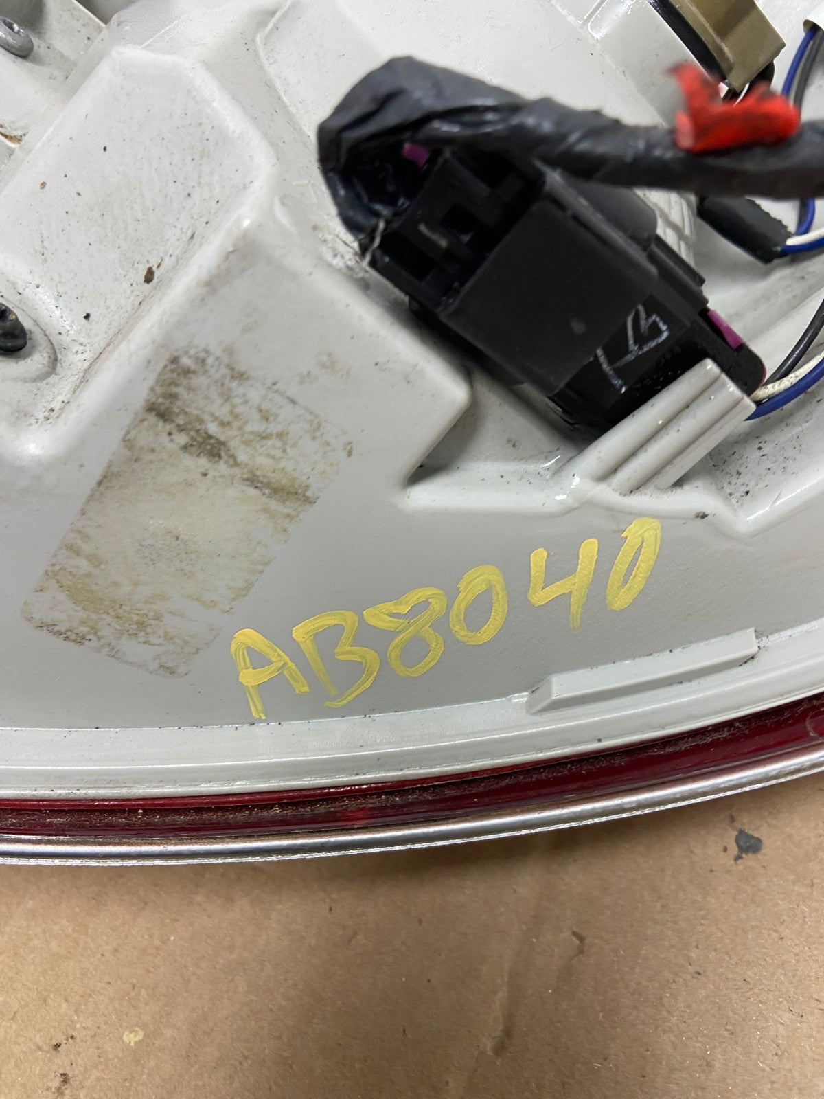 2008 to 2012 Buick Enclave Left Driver Side Lh Tail Light OEM AB8040 LK6