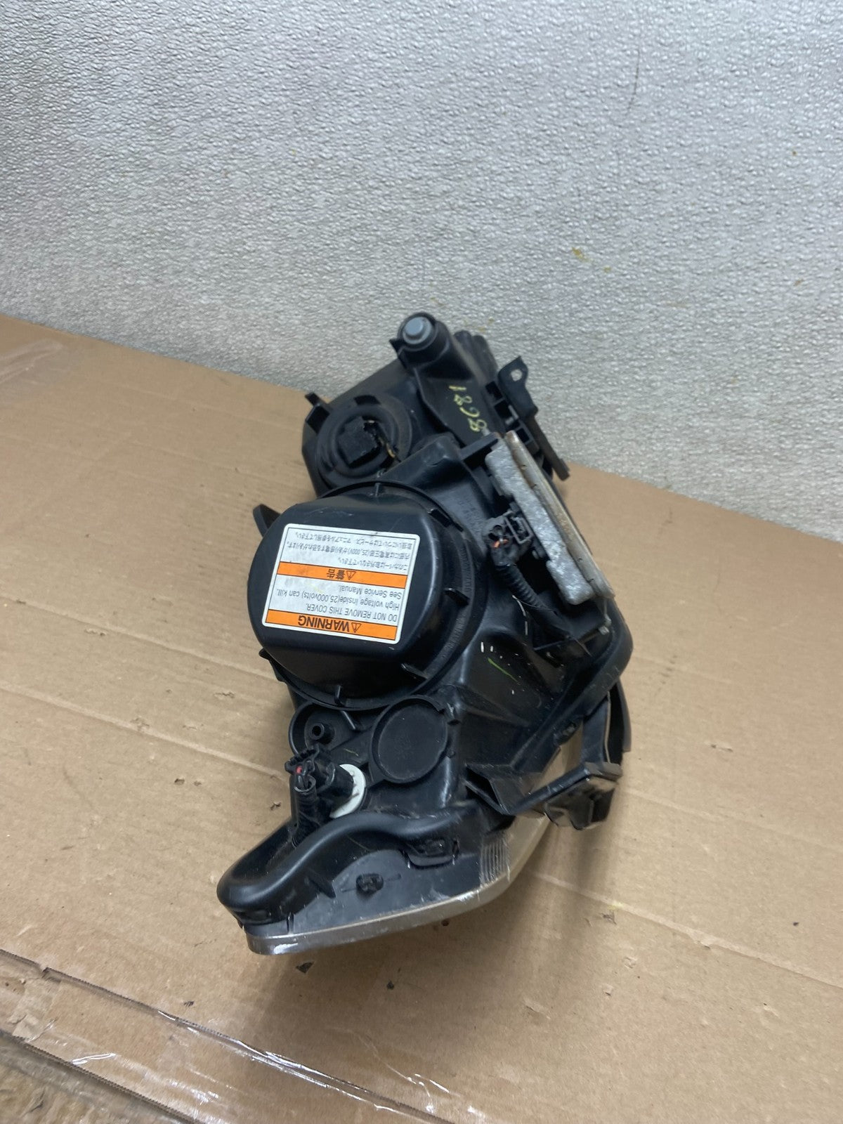 2004 to 2008 Acura TSX Left Driver Side Xenon HID Headlight AA8681 DW10