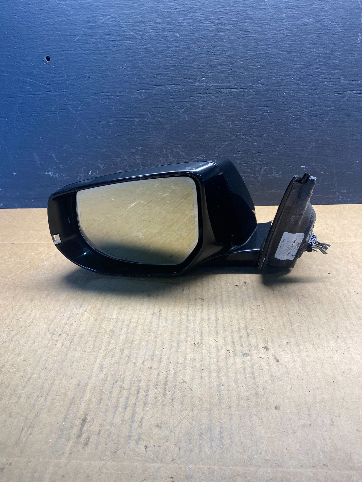 2016 to 2019 Cadillac XTS Left Driver LH Side Door View Mirror OEM AC2805 DW5