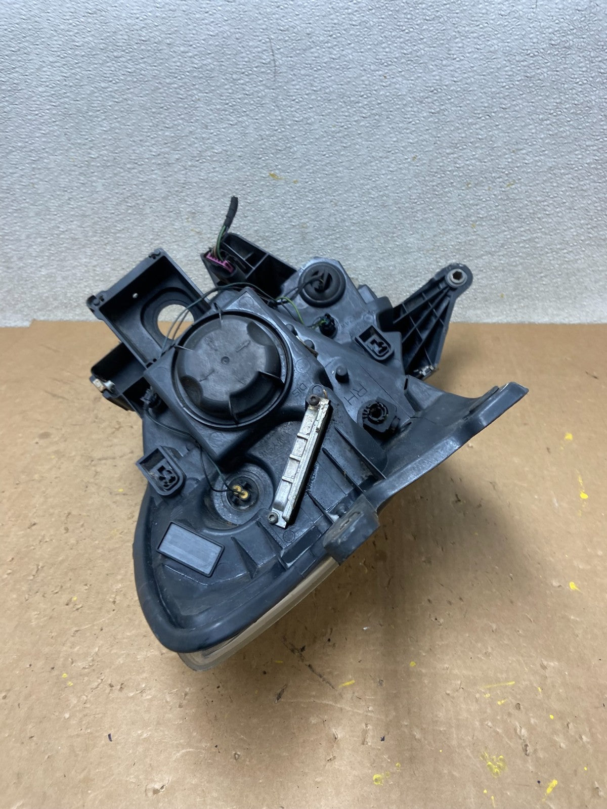 2008-2012 Buick Enclave Right Passenger Headlight Xenon Hid Two Ballast Z7996 DW7