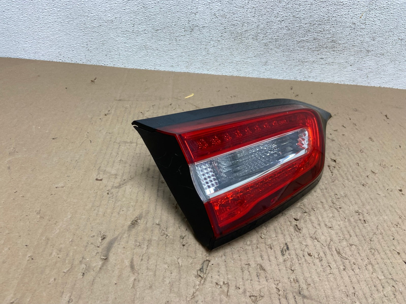 2014 to 2018 Jeep Cherokee Left Driver LH Side Inner Tail Light AE8889 LK2