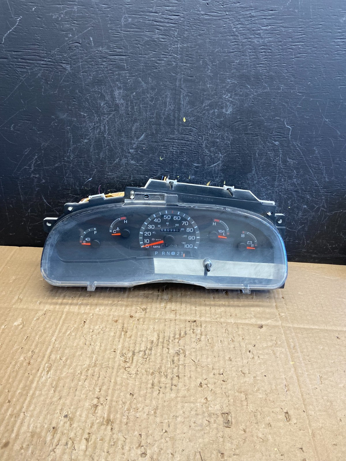 1997 Ford E150 E250 Gauge Speedometer Cluster AD2023 DG0