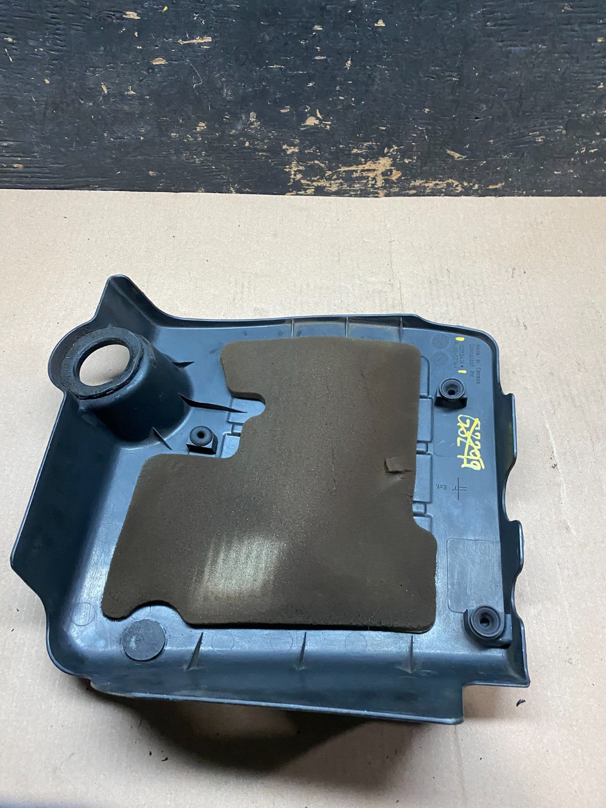2005 to 2006 Chevrolet Malibu 3.5L Engine Cover Plastic Motor Shield T0161 DG7