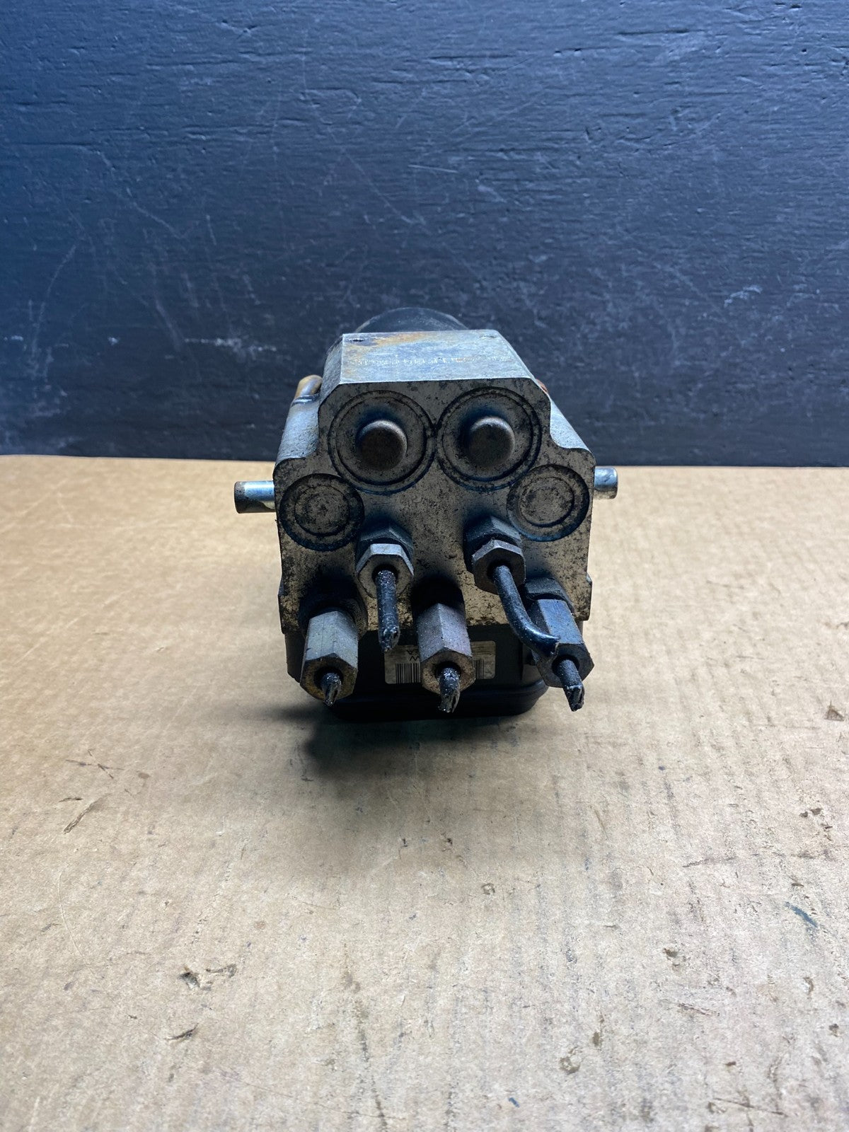 2006 2007 Ford E250 E350 Anti-Lock ABS Antilock Brake Pump AC7013 DG3