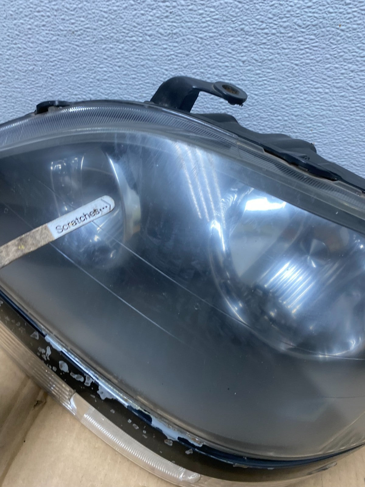 1999 to 2003 Lexus RX300 Left+Right Headlights Halogen AD0876 DW4