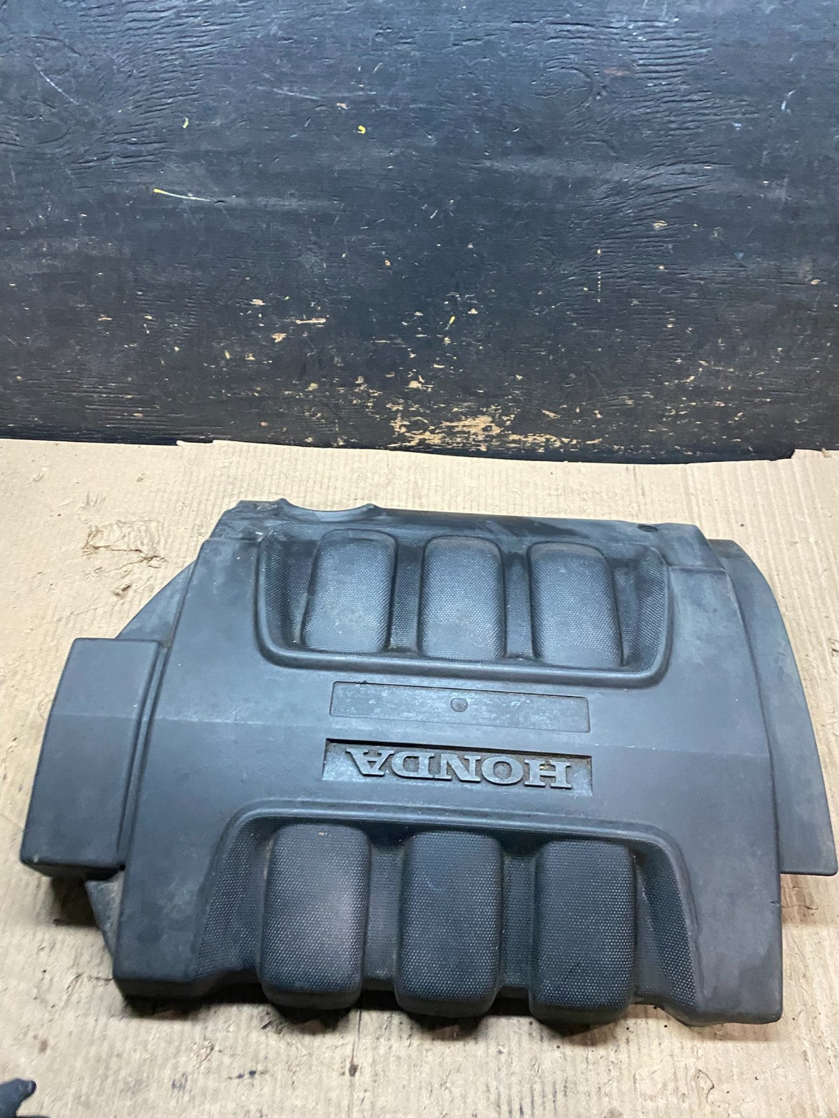2005 to 2007 Honda Odyssey Black Engine Cover 3.5L No # V4073 DG1