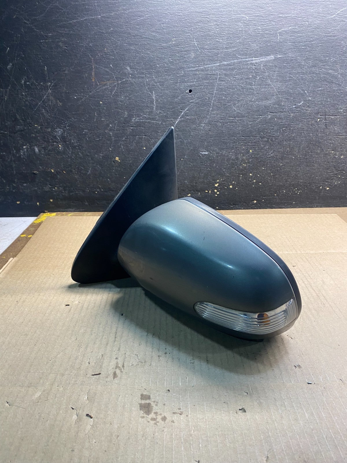 2010 to 2013 Kia Forte Sedan Left Driver LH View Turn Signal Mirror OEM Z5130 MS2