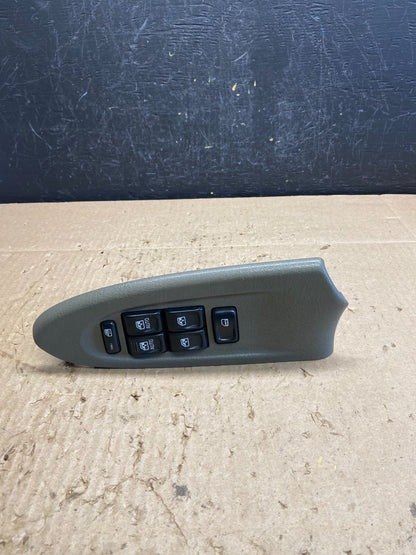 2002-2005 Chevrolet Trailblazer Power Left Driver Window Control Switch AC9215 D0
