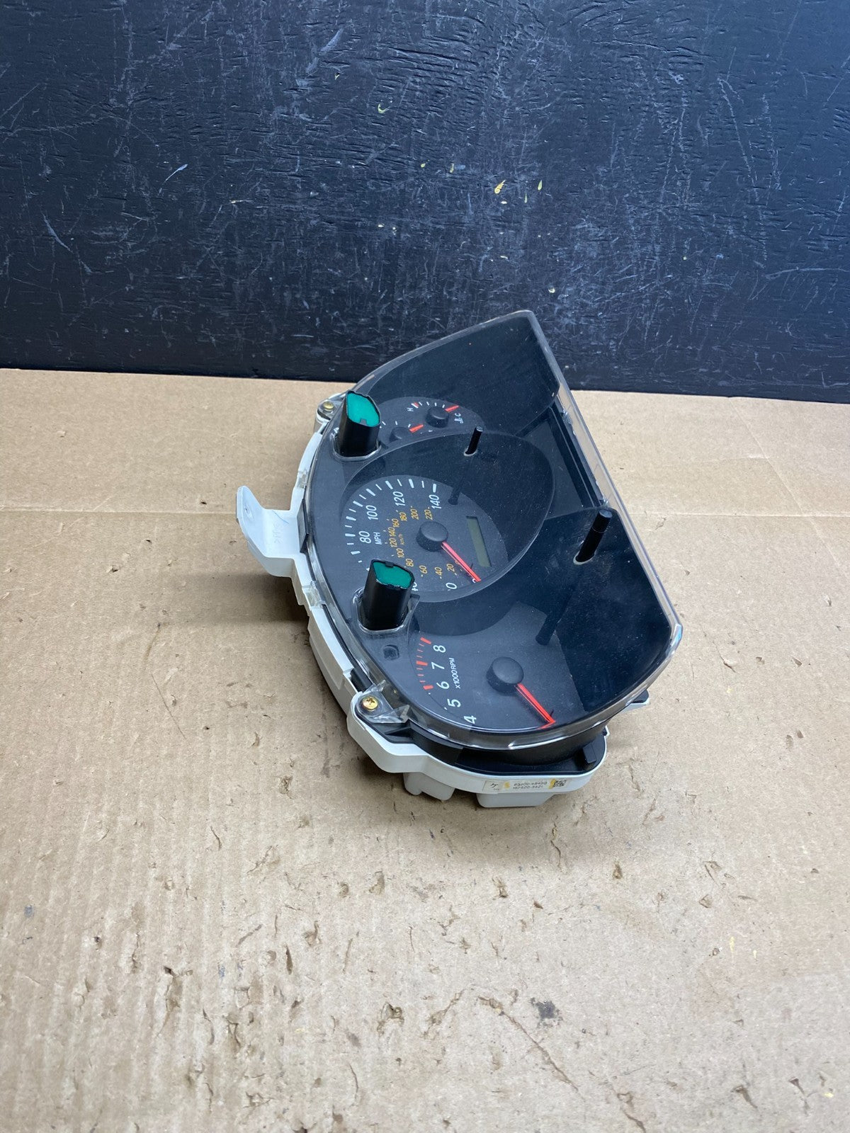 2004 to 2007 Toyota Highlander Speedometer Insrument Gauge Cluster Y2409 DG1
