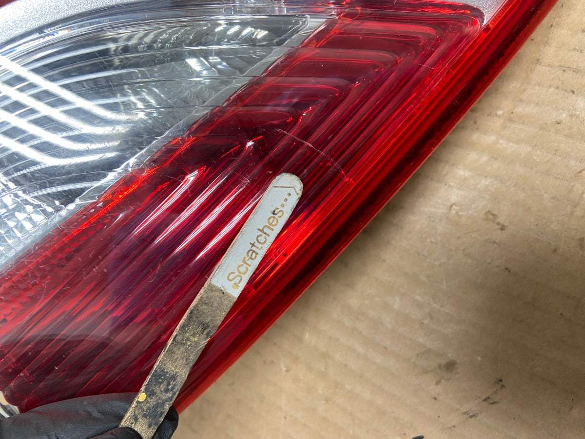 2013 to 2016 Ford Escape Right Passenger RH Side Inner Tail Light AI7879 LK3