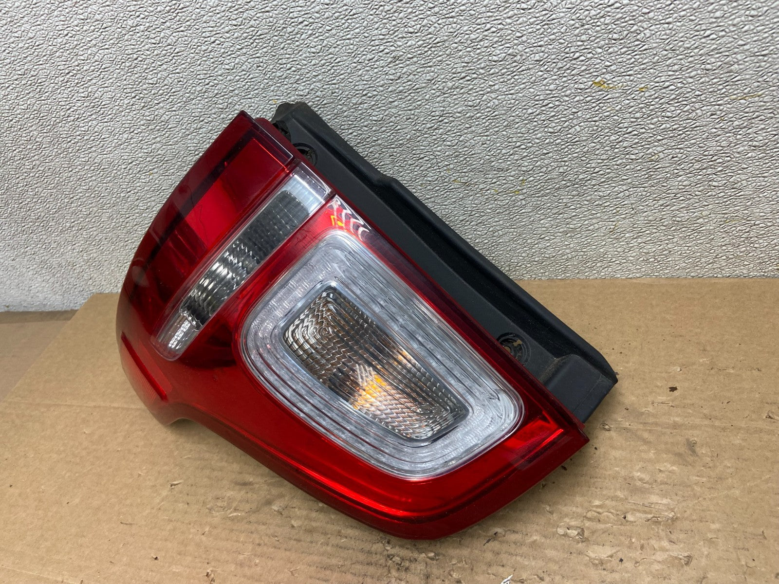 2011 2012 2013 2014 2015 Ford Explorer Left Driver LH Side Tail light AB4664 LK1