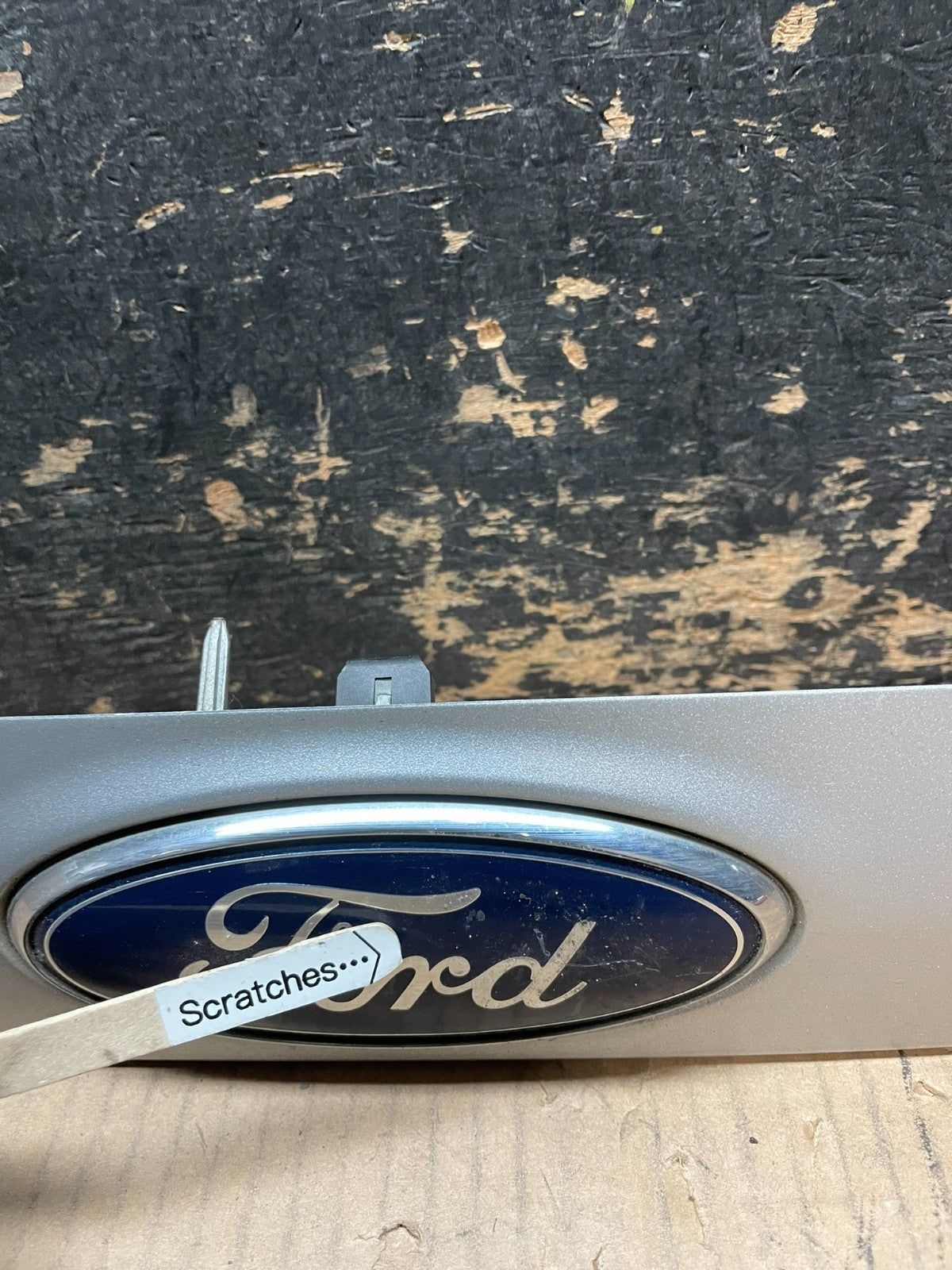 2013 to 2016 Ford Escape Rear Trunk Molding W/O Camera Oem y1790 DG3