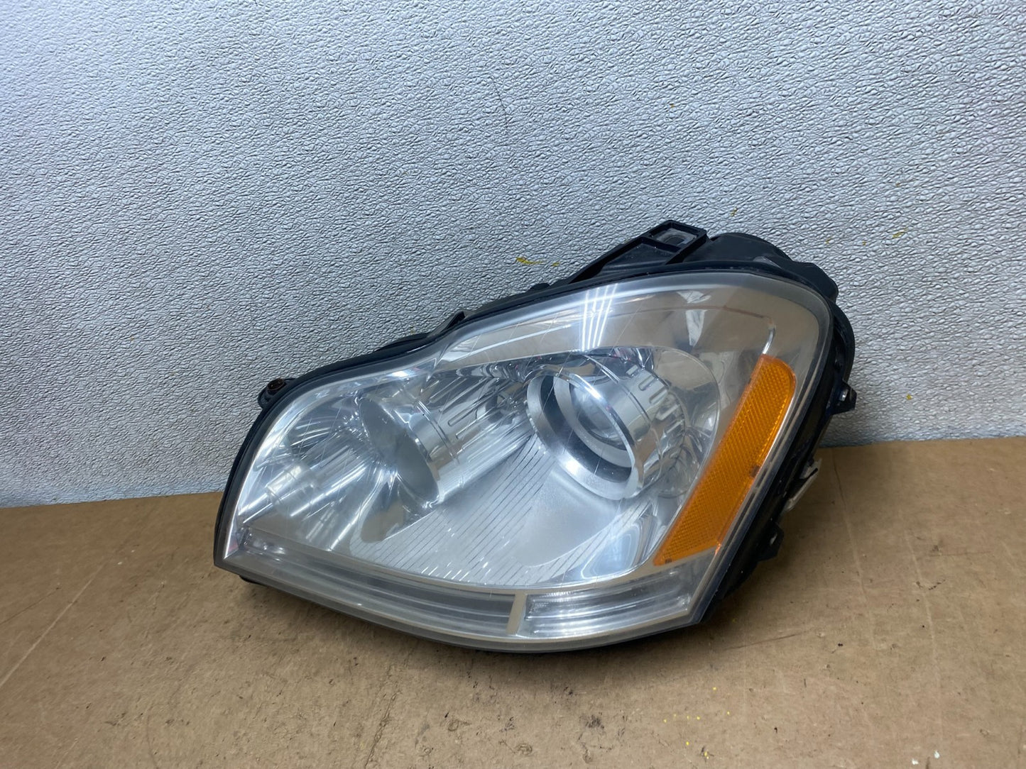 2007 to 2009 Mercedes GL-Class GL450 Headlight Left Driver LH X7260 GD1