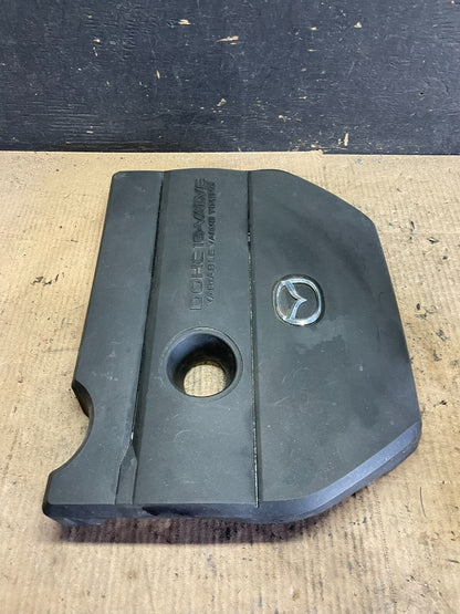 2004 to 2009 Mazda 3 DOHC 16 VALVE Engine Shield Top Cover M8847 PS3