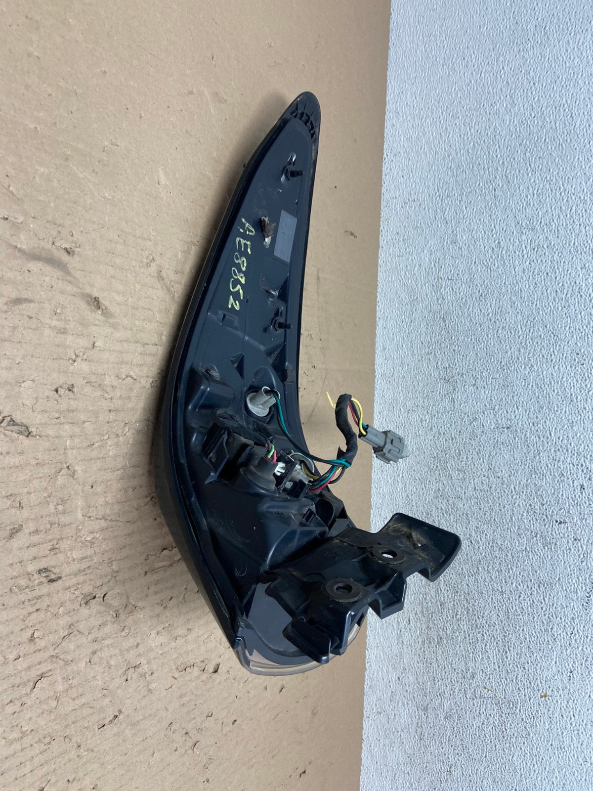 2015 to 2018 Nissan Murano Right Passenger RH Side Tail Light AE8852 LK6